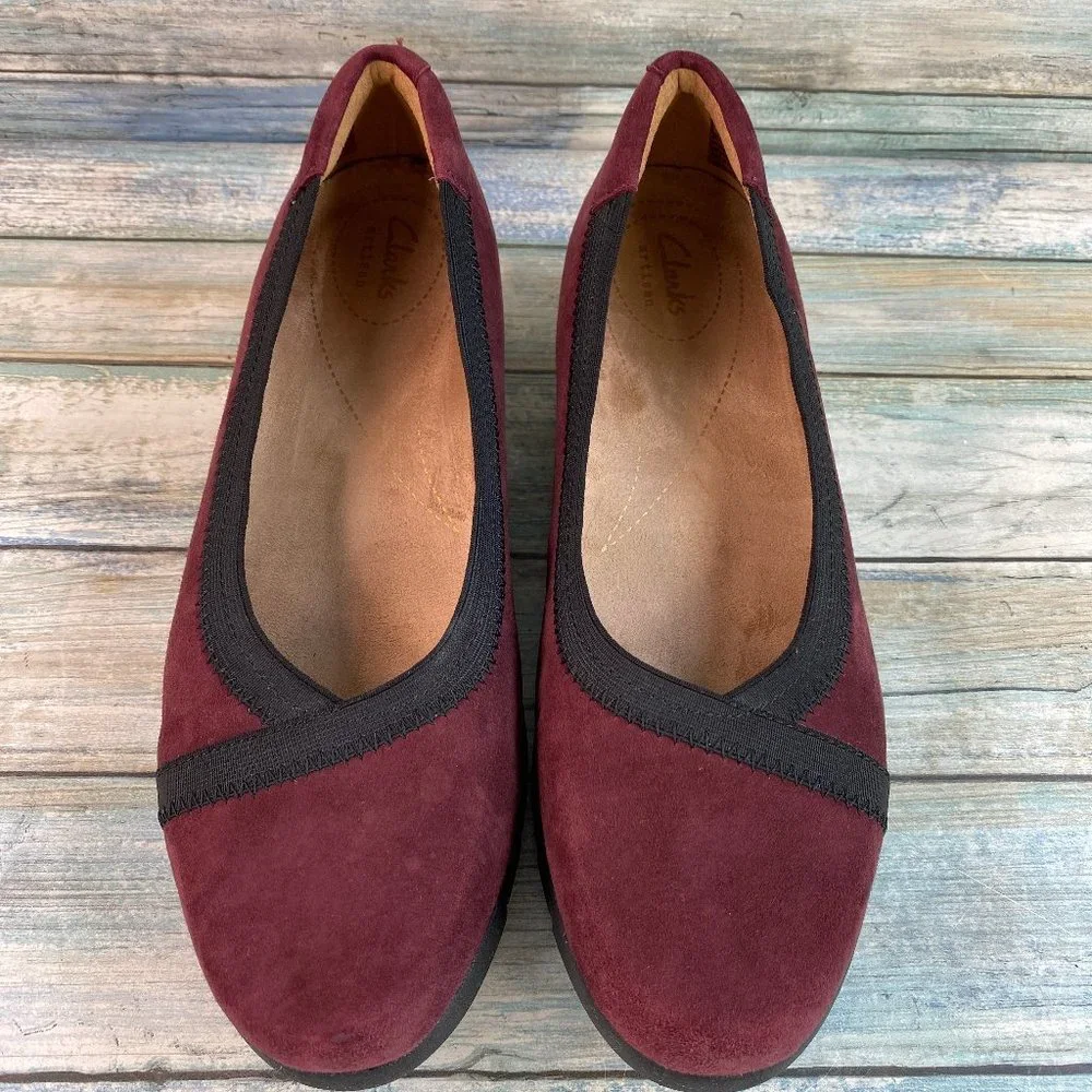 Clarks Loafers Womens 6.5M Red Suede Lightweight Wedge Heel Slip On Comfort Shoe